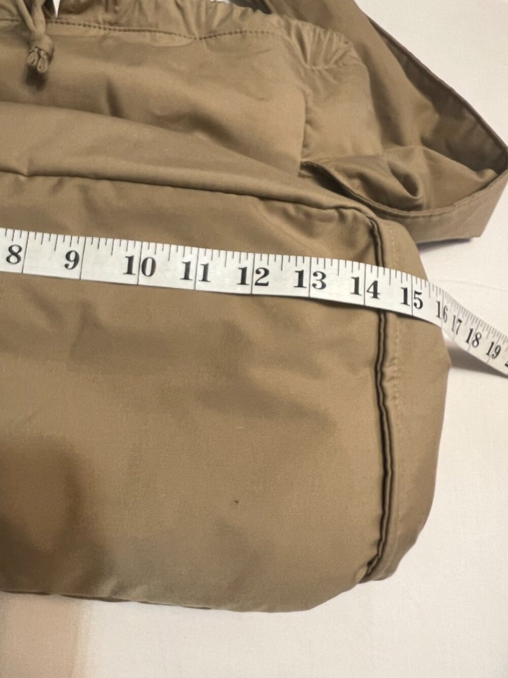 Uniqlo :C Drawstring Shoulder Bag Tan Beige Large Capacity Casual Crossbody - Picture 9 of 10